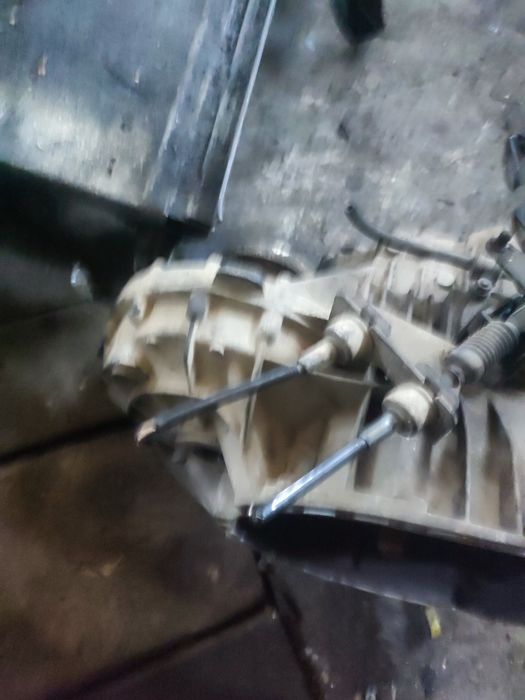 продається коробка віто2.2 дизель