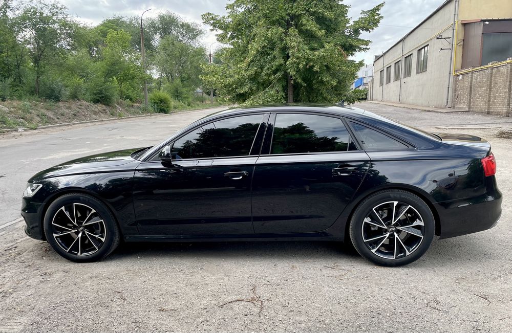 Audi A6 maximal 3.0 quattro