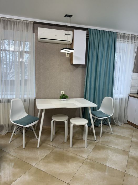 Сдам квартиру посуточно после ремонта в квартире  тепло