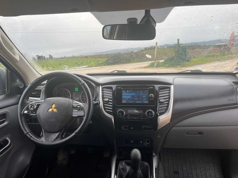 Mitsubishi L200 Strakar 4WD