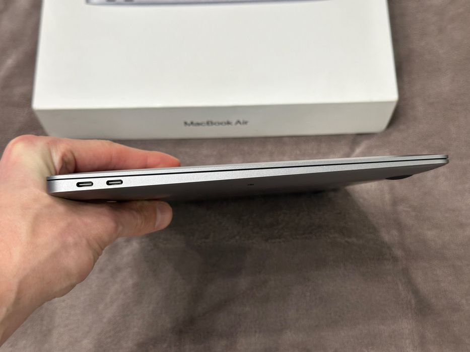 Macbook Air 13 M1 8/256 A2337 100%