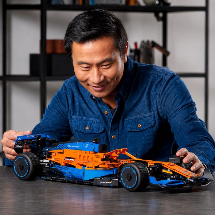 Конструктор Technic – F1 McLaren 2022 (42141) | 1432 деталі | сумісний з LEGO