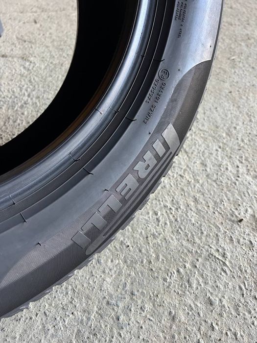 Шини 225/60 r18 104H Pirelli Sottozero 3 2020рік (1590)