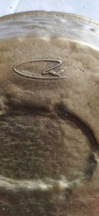 Masywna ,mosiężna misa