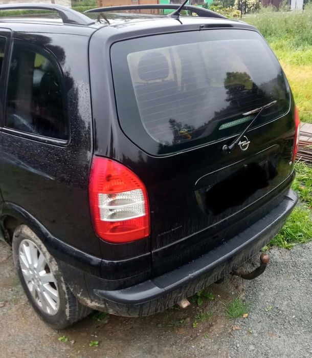 Samochód osobowy Opel zafira