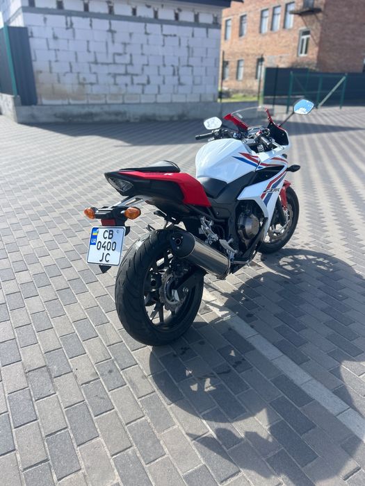 Продам Honda CBR 400R