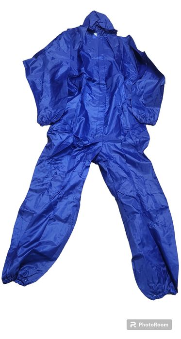 Защитный комбинезон