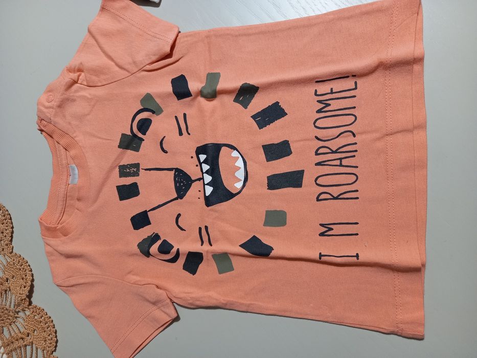 T-shirt menino tamamho 92