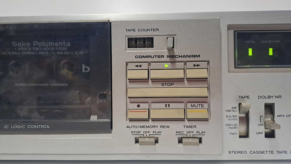 Magnetofon kasetowy deck Hitachi D-E55 do małych poprawek