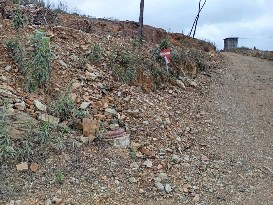 Dois Terrenos à Venda em Rabacinas – 2180m² (c/ Furo) + 5120m²