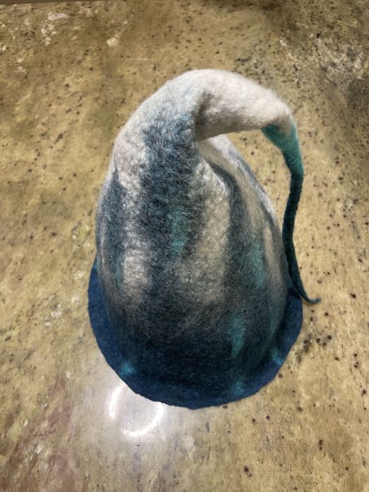 Czapka do sauny recznie filcowana z welny merynosow