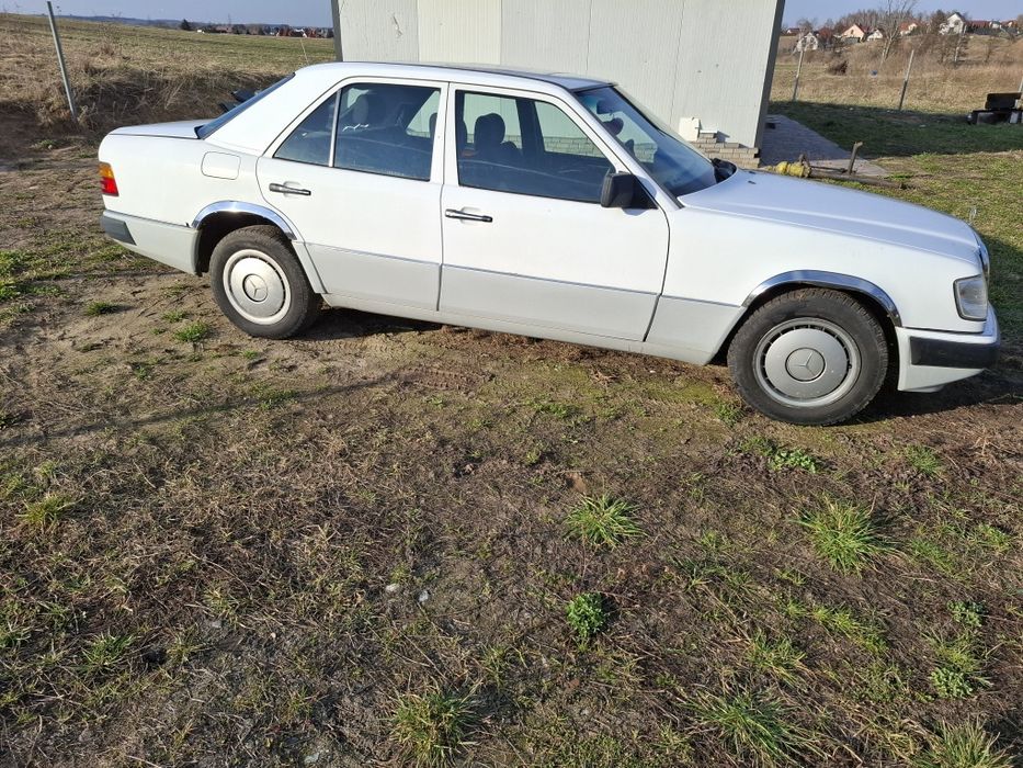 Mercedes 124 2.0D