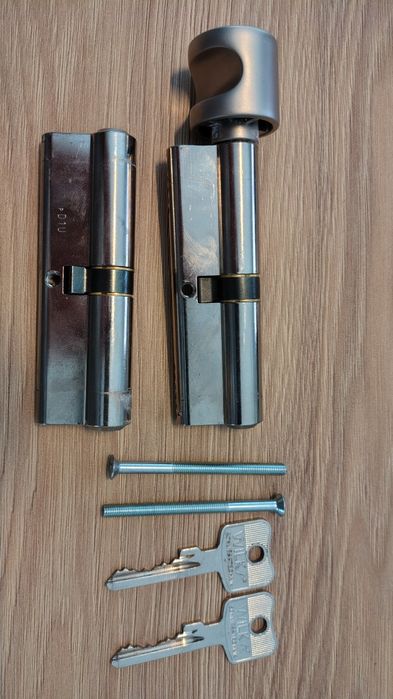 Komplet wkładek w systemie jednego klucza Wilka