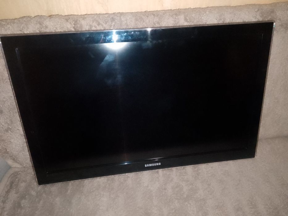 Telewizor Samsung Sprawny 37'