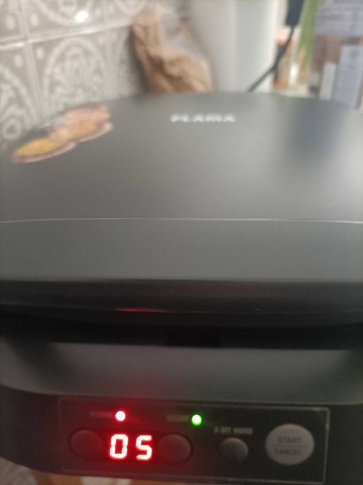 Máquina de Panquecas e Snacks Flama modelo 4906FL