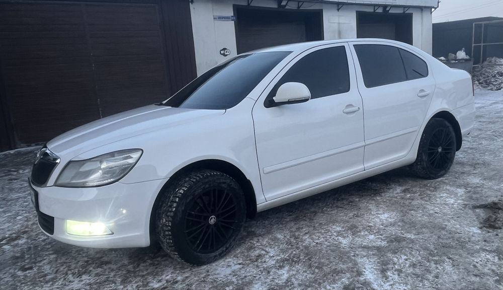 SKODA OCTAVIA A5-2012 р.1,6 Газ-бензин
