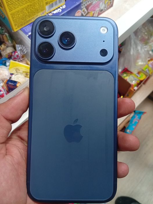 Vendo iPhone 17 pro max 512 Gigas bateria  100  novo na caixa