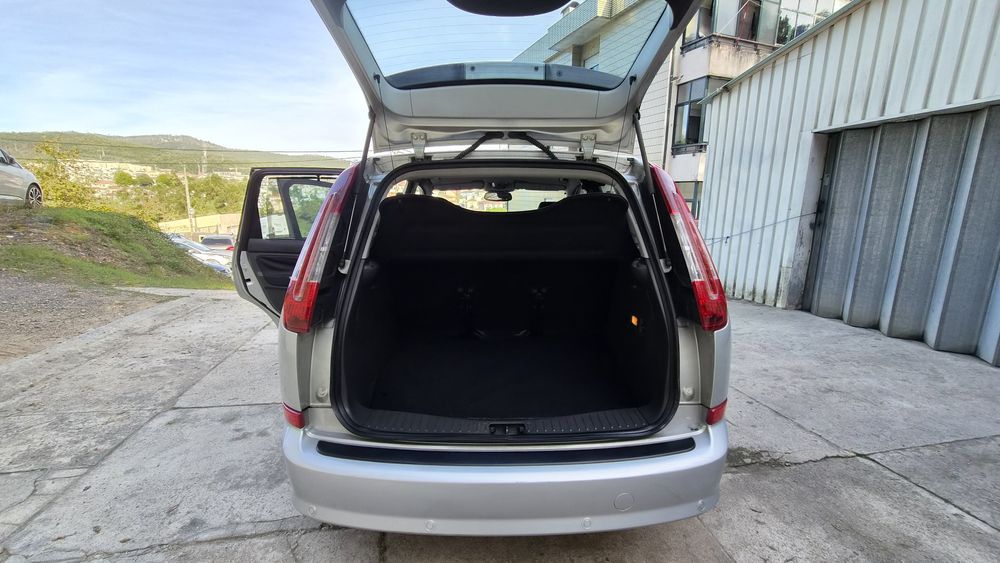 Fora C-Max 1.6 TDCI Titanium 109cv467076599891906567