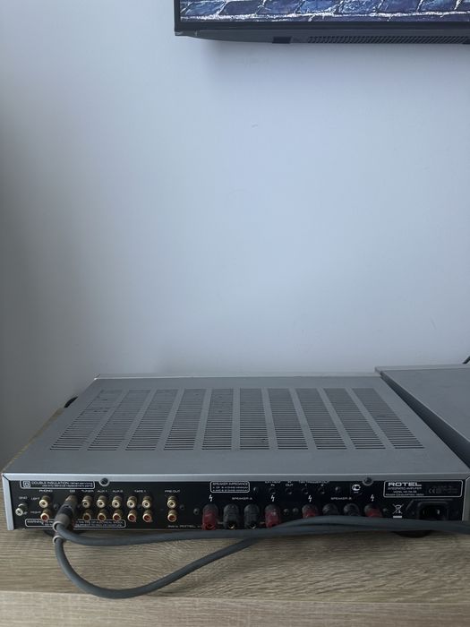 Wzmacniacz Rotel RA 06