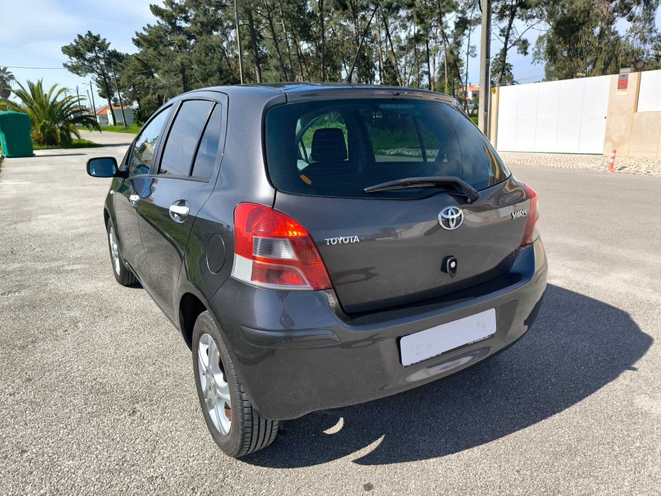 Yaris 1.0 VVT-i Sport
