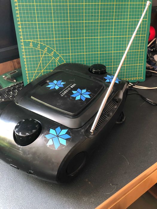 Radiomagnetofon radio -magnetofon itp