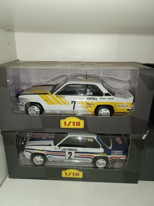 Miniaturas de Coleção Premium 1/43 e 1/18