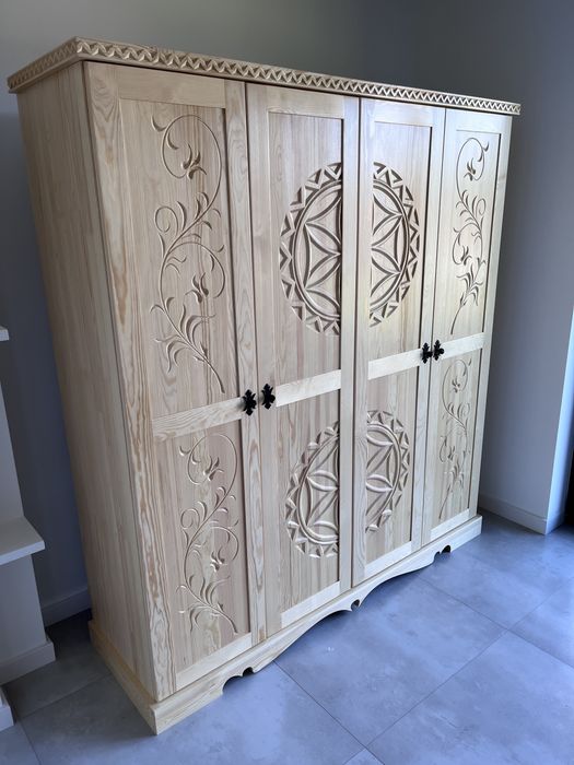 Szafa drewniana Beskid