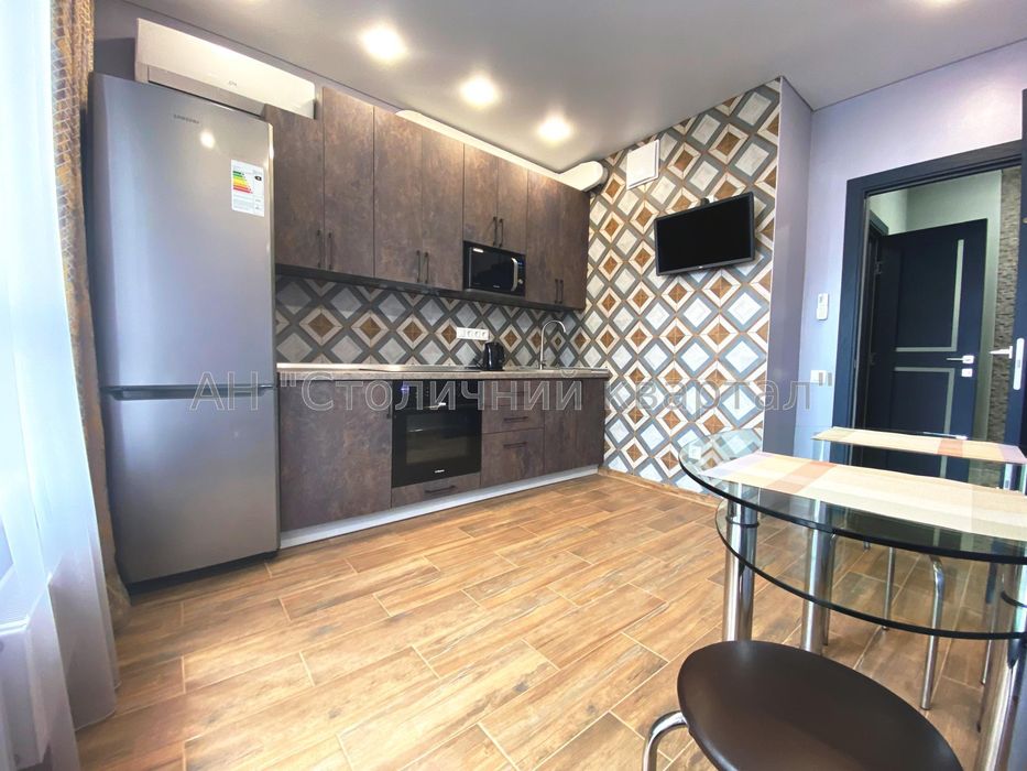 Перша оренда1к квартира в ЖК Зарічний. Є генератор!