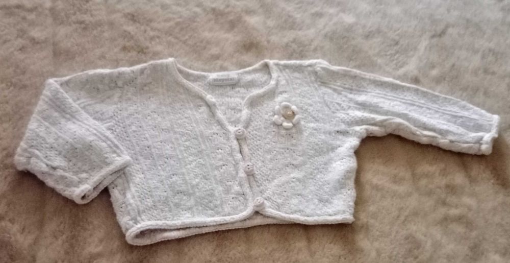 Bolero malha, 3/4 anos Flor peito c/ 1 botão madeira Baby Mayoral