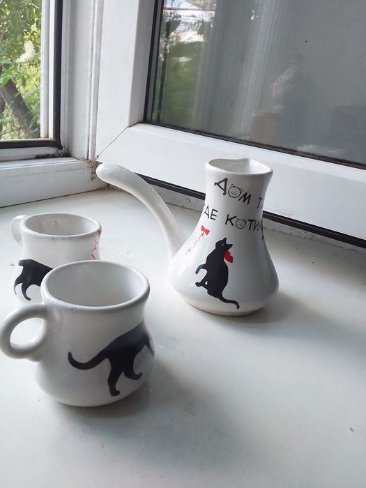 Керамічна турка с чашками