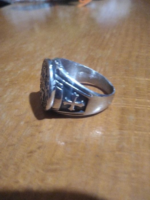 Перстень Католицький