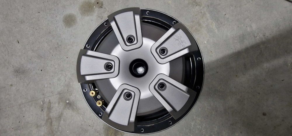 Subwoofer sony 1300w XS-L126P5