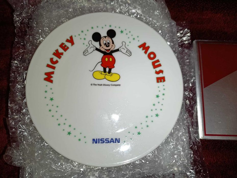 Nissan/Disney Raríssimo Conjunto Loiça Talheres