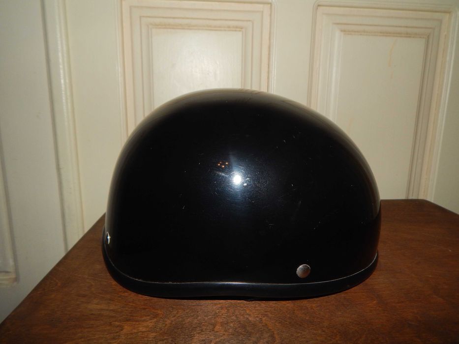 Мото шлем для мотоцикла вьетнамский черный классический шолом желудь