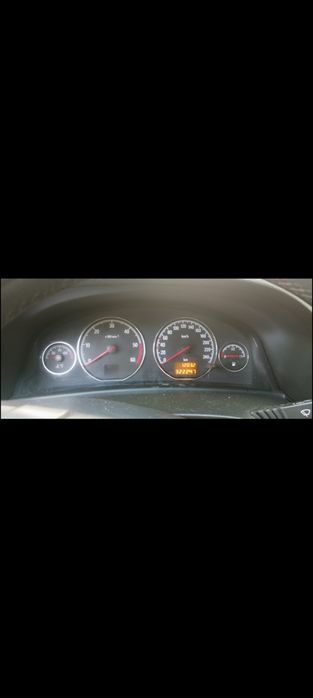 Продам Opel signum