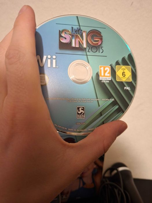 Let's Sing 2015 + Microfone Wii em bom estado geral testado (+2 jogos)
