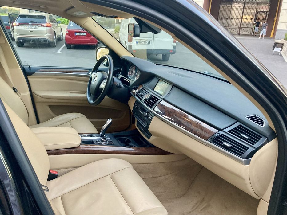 BMW X5 E70 Продам