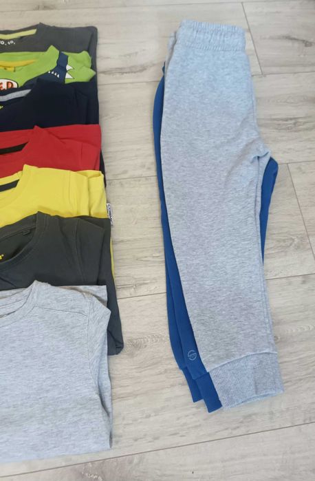 Zestaw 14x bluzka + 2x spodnie dresowe super paka