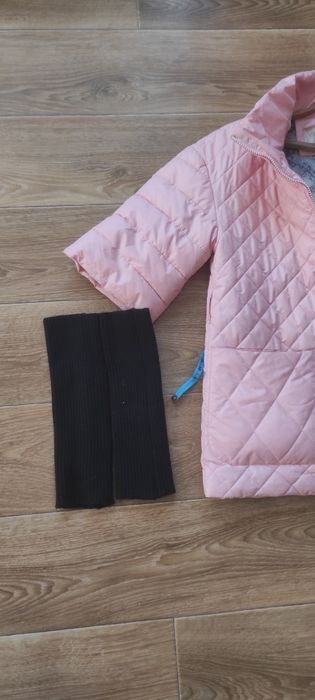 Продам курточку весна -осінь