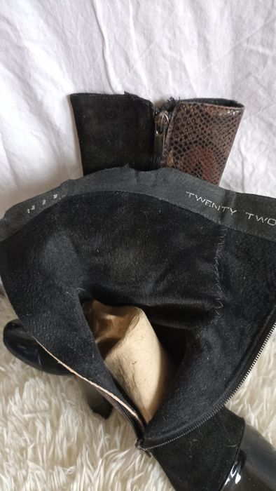 Чобітки та полуботки жіночі