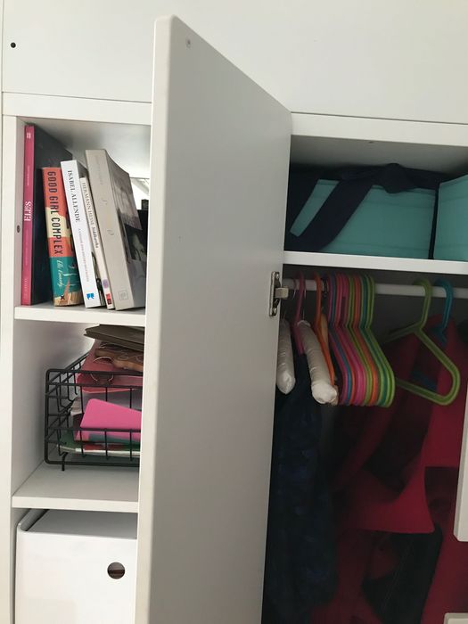 Sistema de Cama, secretaria e roupeiro, estilo SMASTAD Ikea. Ótimo estado. Vendo por mudança