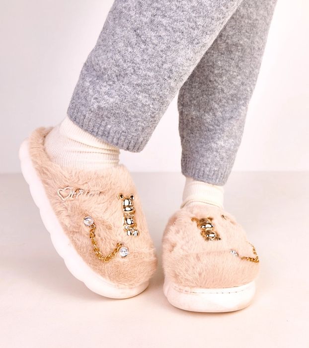 Beżowe zabudowane kapcie z ozdobami Tracy
