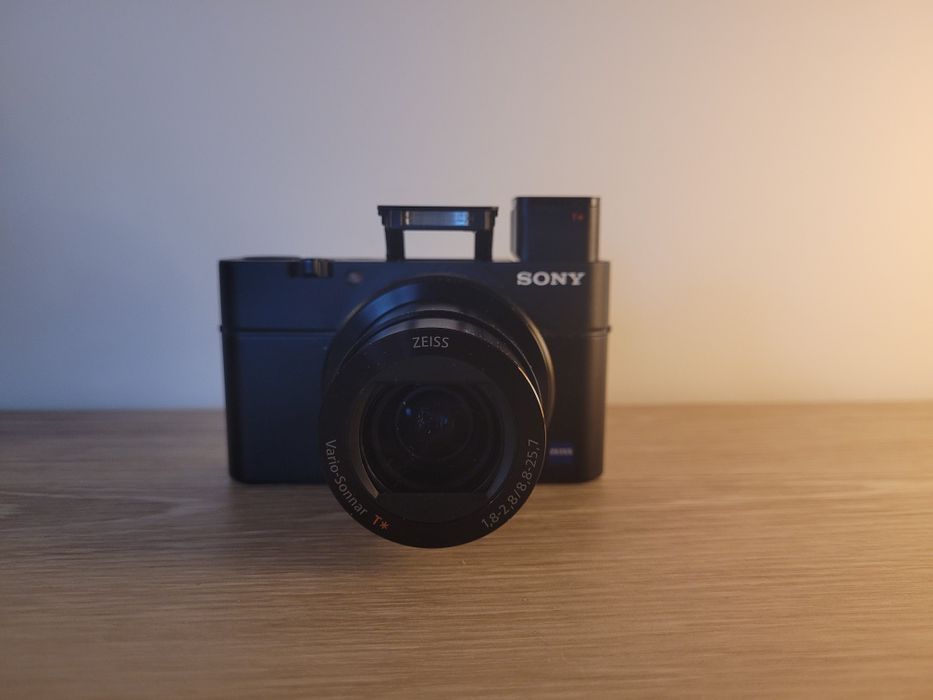 Aparat cyfrowy SONY DSC-RX100M3