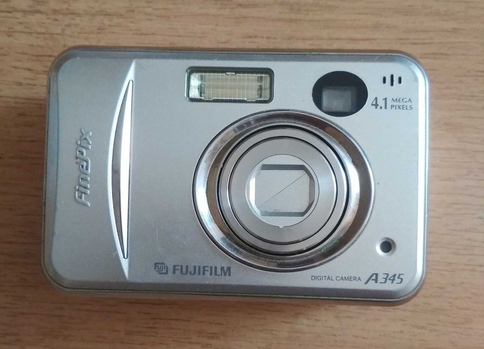 Фотоаппарат Fujifilm, цифровой