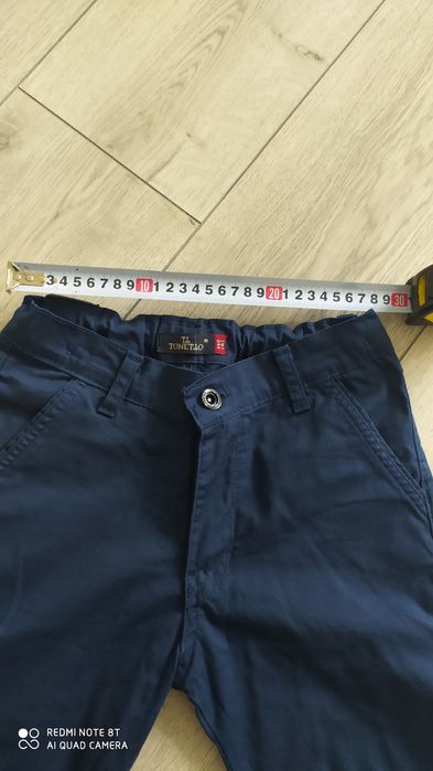 Штани   сині   .