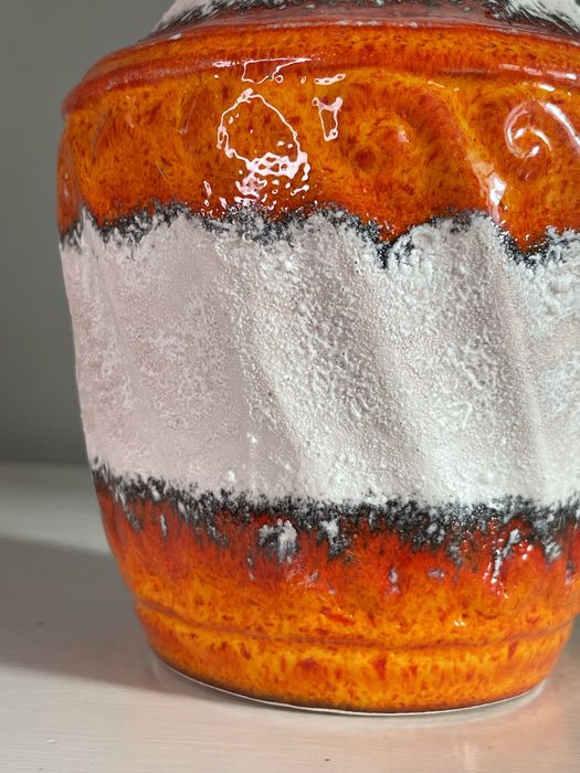 Ceramiczny wazon Carstens Fat Lava. Stara ceramika West Germany.