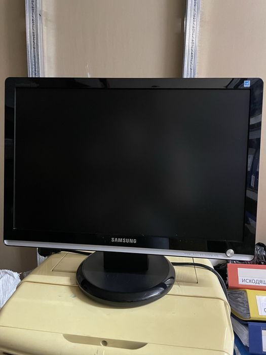 Монітори 19-22 Samsung, Lg