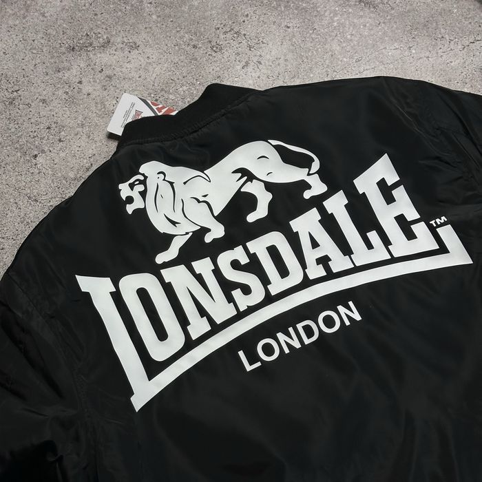Харінгтон бомбер Lonsdale з принтом на спині ВСІ РОЗМІРИ