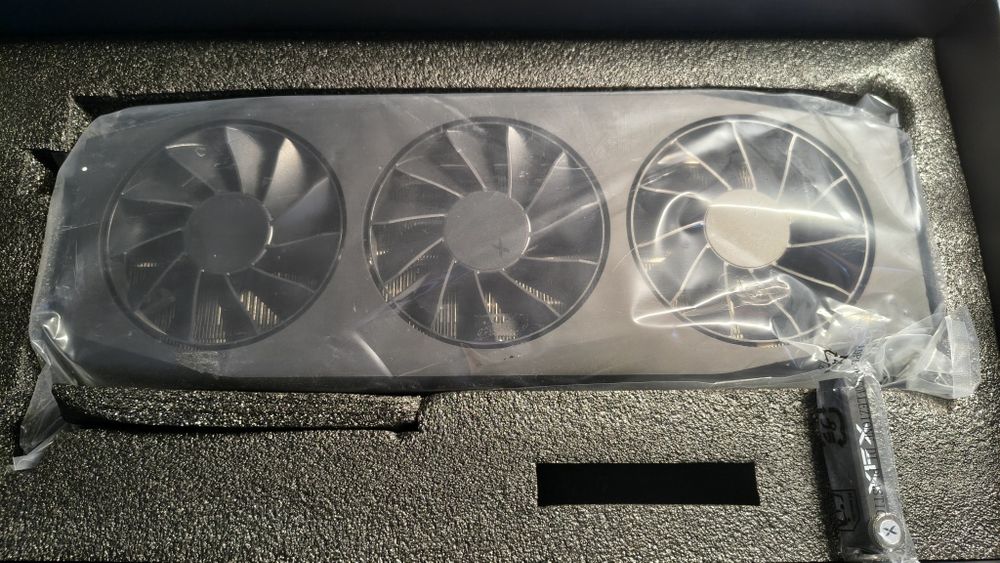Karta graficzna XFX Mercury Radeon RX 9070 XT Gaming 16GB GDDR6