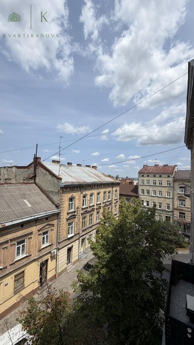 Продаж 2-кімнатної квартири в історичному центрі Львова!